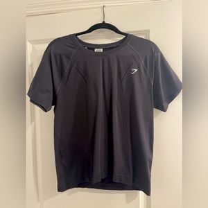 GYMSHARK Black Women’s T-Shirt Size L